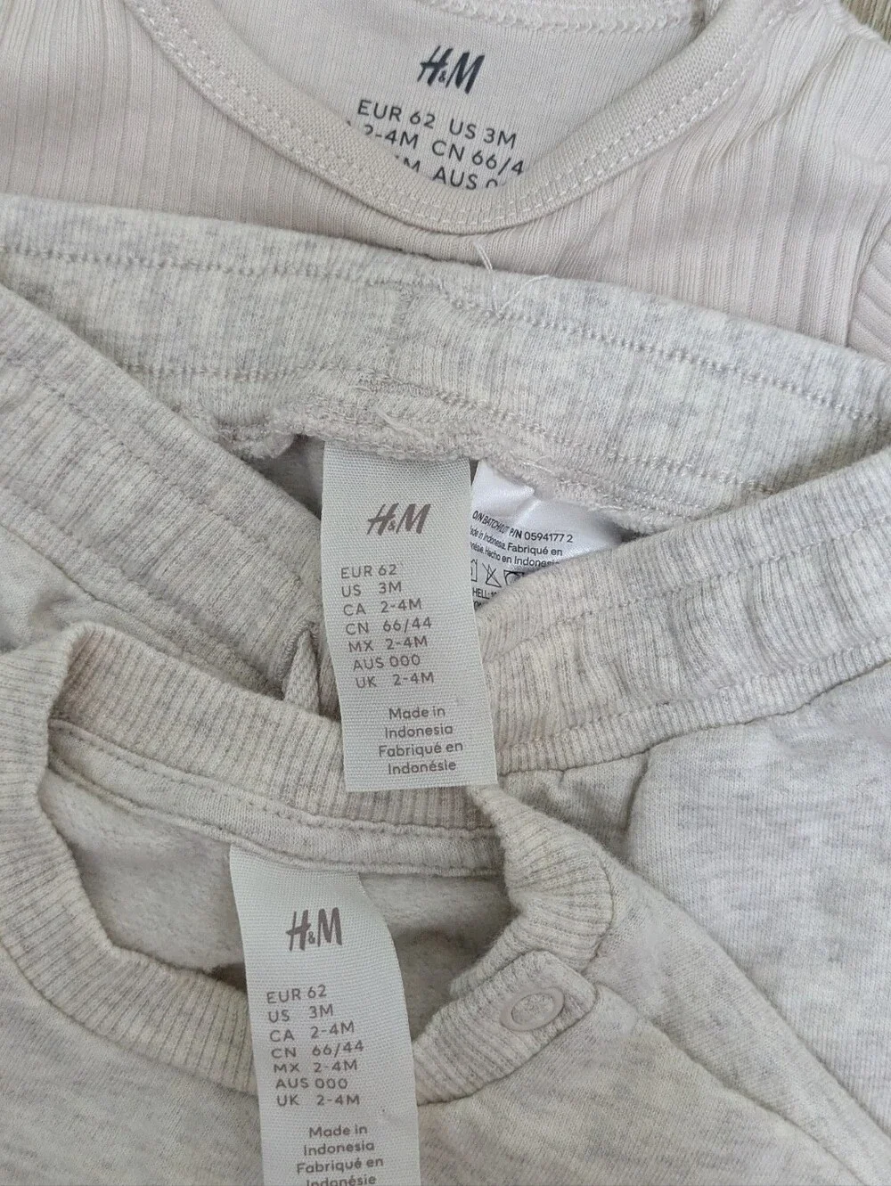 H&M Baby Gender Neutral Beige Long Sleeve And Pants Set 3 Month